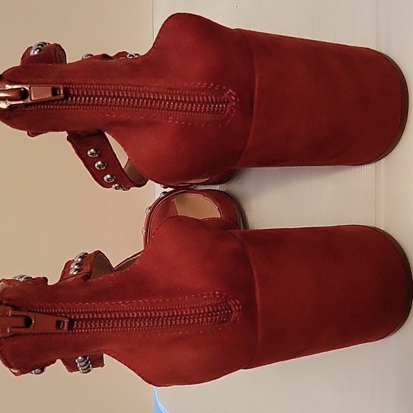 Summer strappy shoe. - Picture 6 of 8